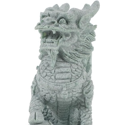 麒麟站立于生基盖板